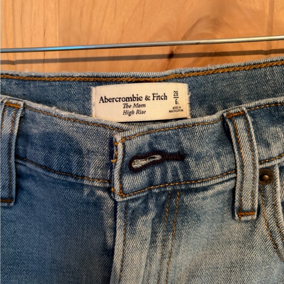 Abercrombie & Fitch Light Blue High Rise Jeans - Picture 2 of 3